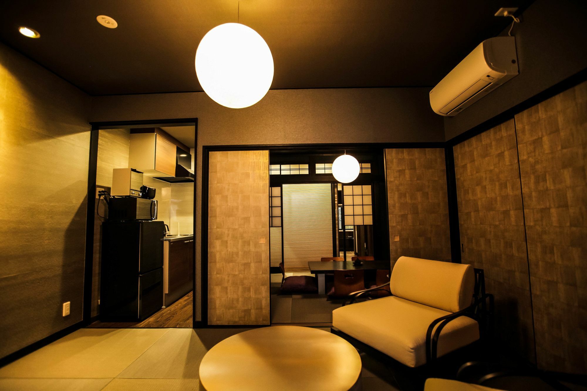 Villa Hosta Nijo Aoi Kioto Exterior foto